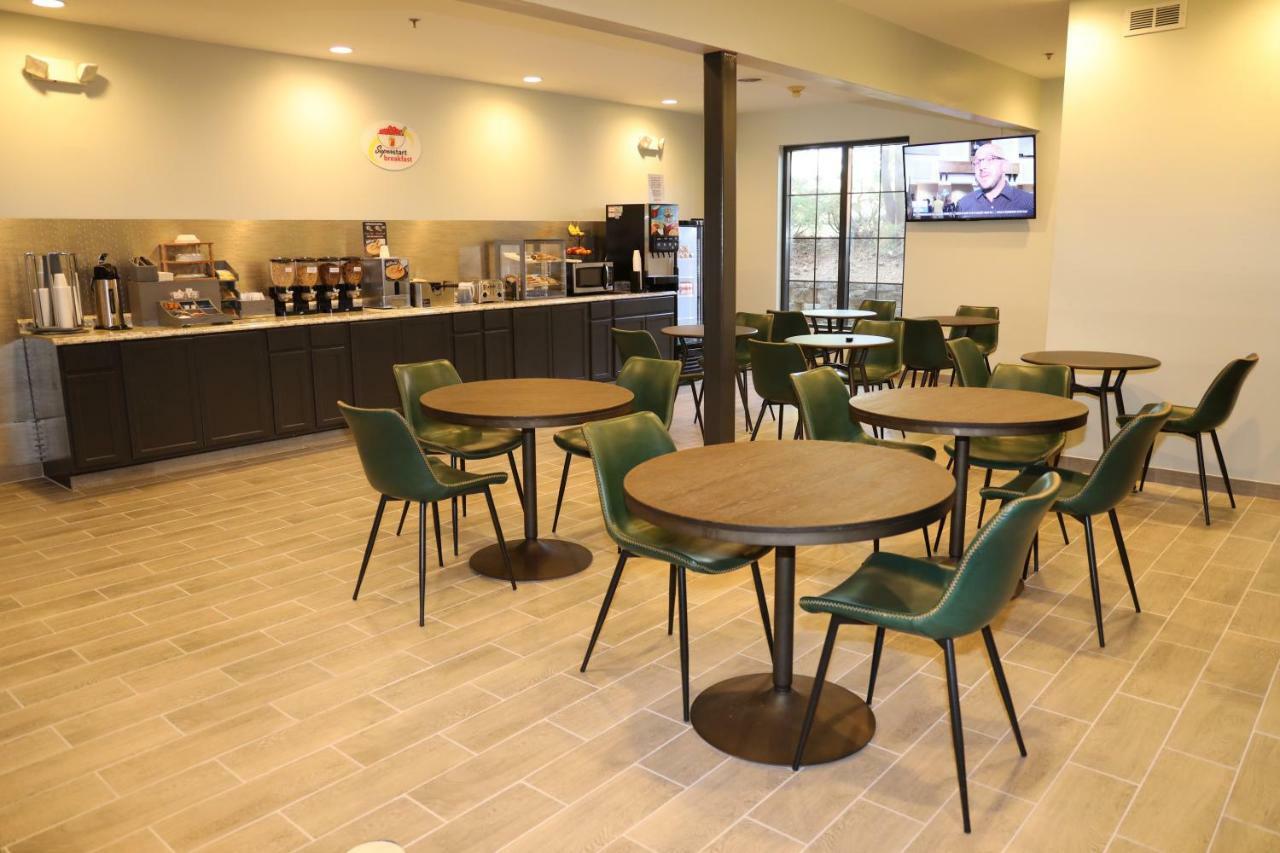比特摩尔套房酒店 Highpoint 外观 照片